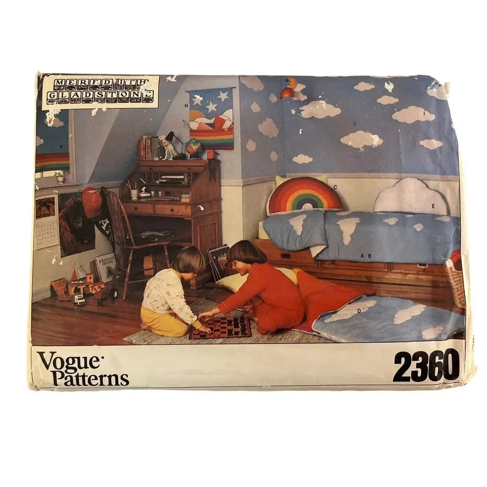 VTG 70s Vogue 2360 UNCUT Cloud Room Rainbow Comforter Quilt Pillow SewingPattern